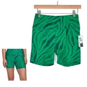 DSG Green Trippy Zebra Printed Momentum High Rise Running Shorts Size Small NWT